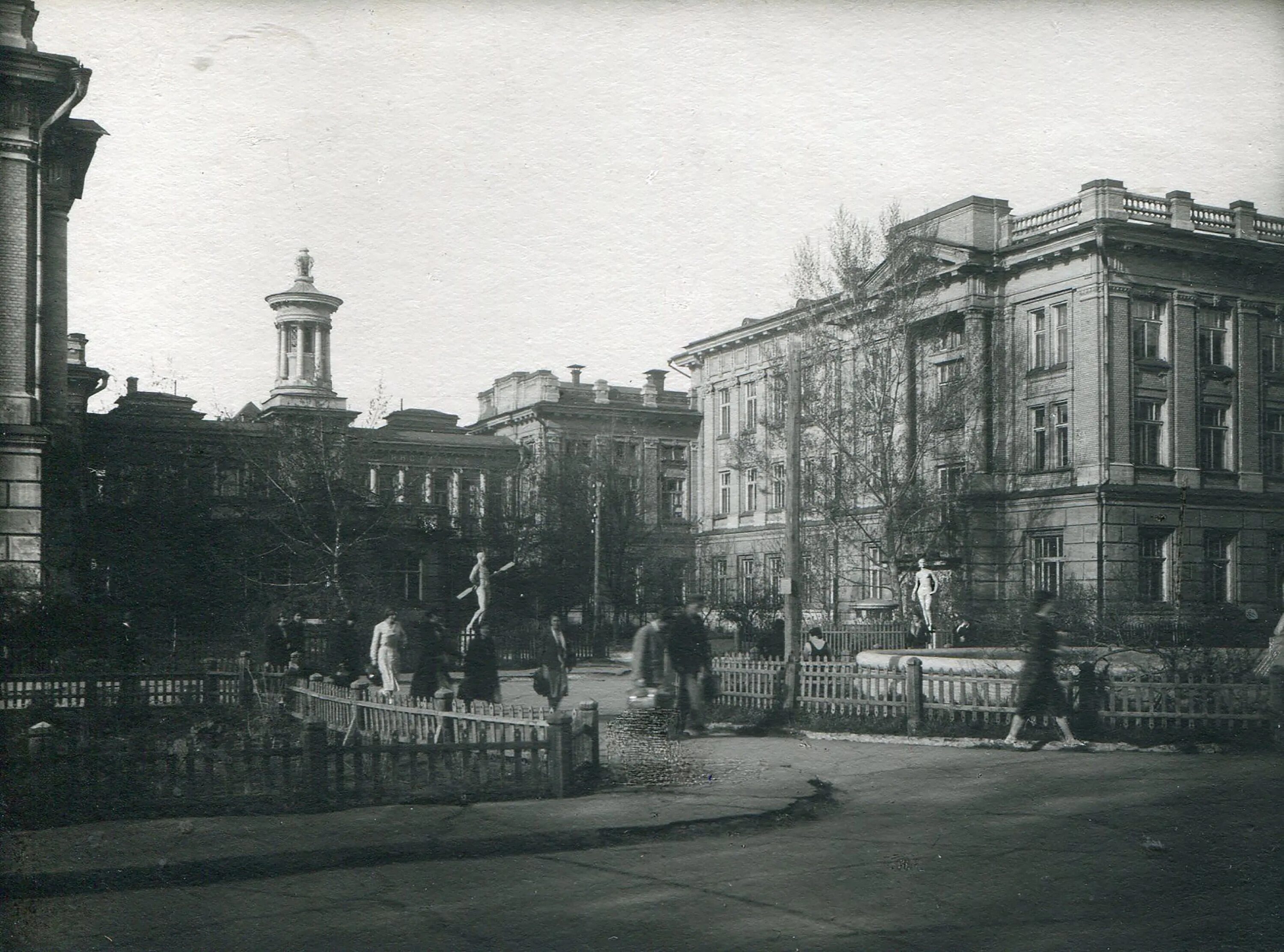 Саратовский университет 1909 г. Императорский Николаевский Саратовский университет. СГУ 1909. Саратовский университет 1917.