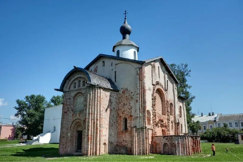 Церковь Параскевы пятницы в Новгороде. Храм Святой Параскевы пятницы (Чернигов). Храм Святой Параскевы пятницы (Пятницкая Церковь) в Чернигове. Церковь Параскевы-пятницы на торгу Великий Новгород. Новгород церковь параскевы