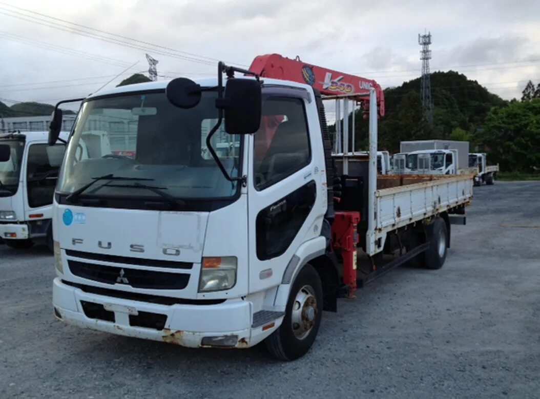 Митсубиси файтер купить. Мицубиси Fuso Fighter. Мицубиси Фусо 2007. Mitsubishi Fuso 5 тонн. Кран манипулятор Mitsubishi Fuso Fighter.