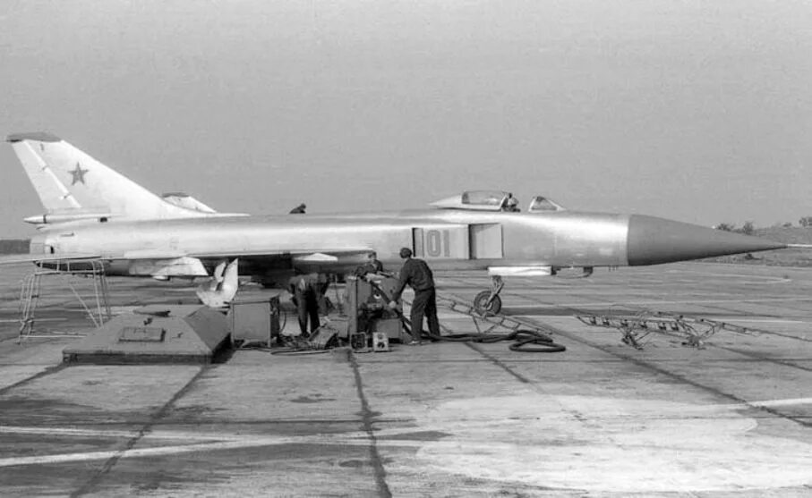 Ce 15. Перехватчик"су-15тм". Самолет су 15 тм. Су-15 перехватчик. Самолет су 15 тм.