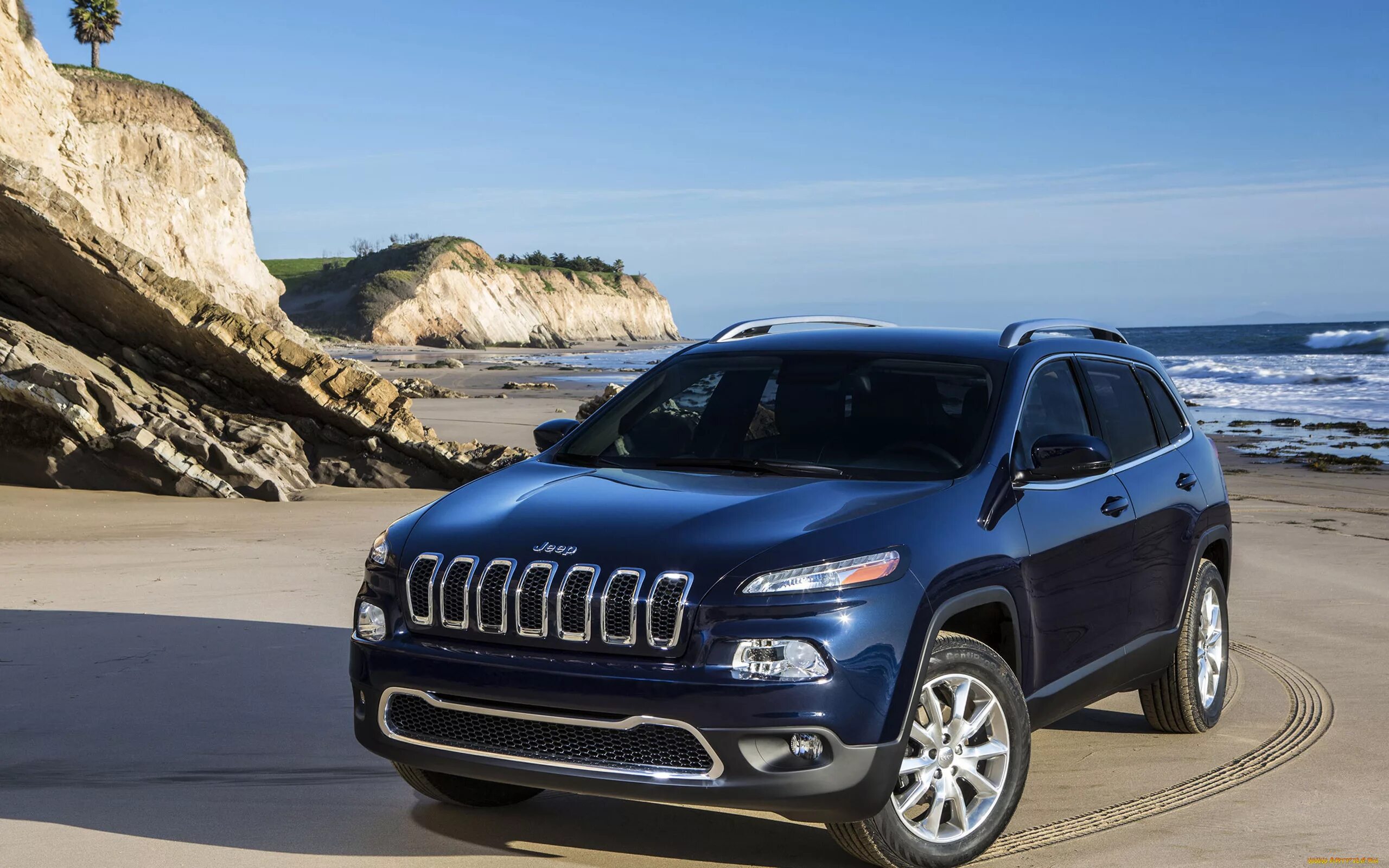 Машина джип фото. Jeep Cherokee 2014. Джип Чероки Лимитед 2014. Jeep Cherokee 2016. Джип Чероки 2016.