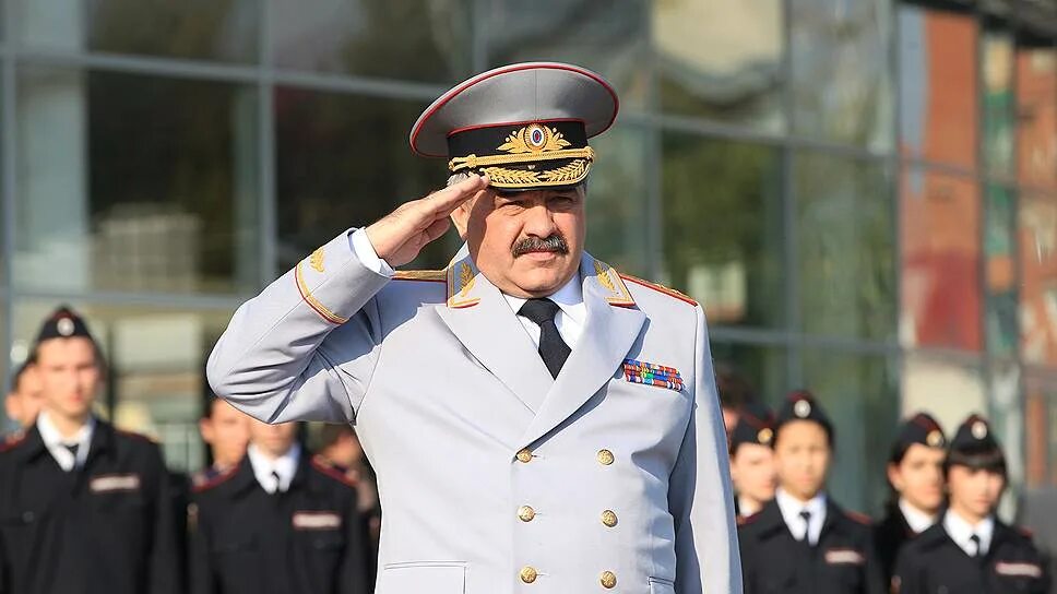 Генеральный инспектор бундесвера генерал эберхард. Эберхард цорн. Генеральный инспектор. Генеральный инспектор бундесвера. Генерал цорн бундесвер.