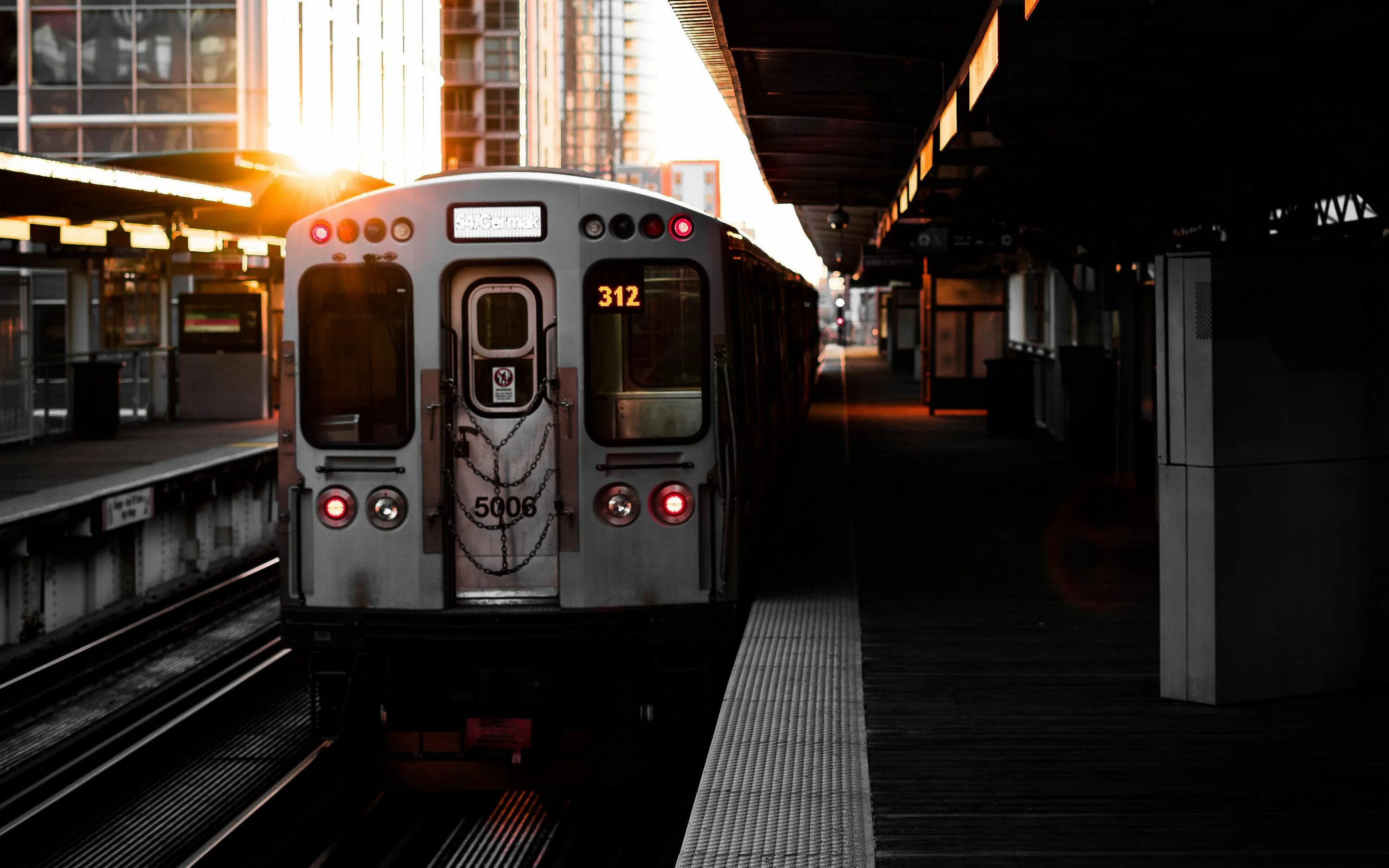 Поезд метро. Метро прага вагон. Телефоны вагонами. Вагон поезда метро. Изображение поезда.