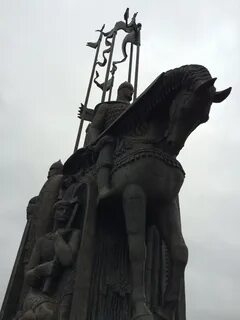 Памятник невскому в пскове