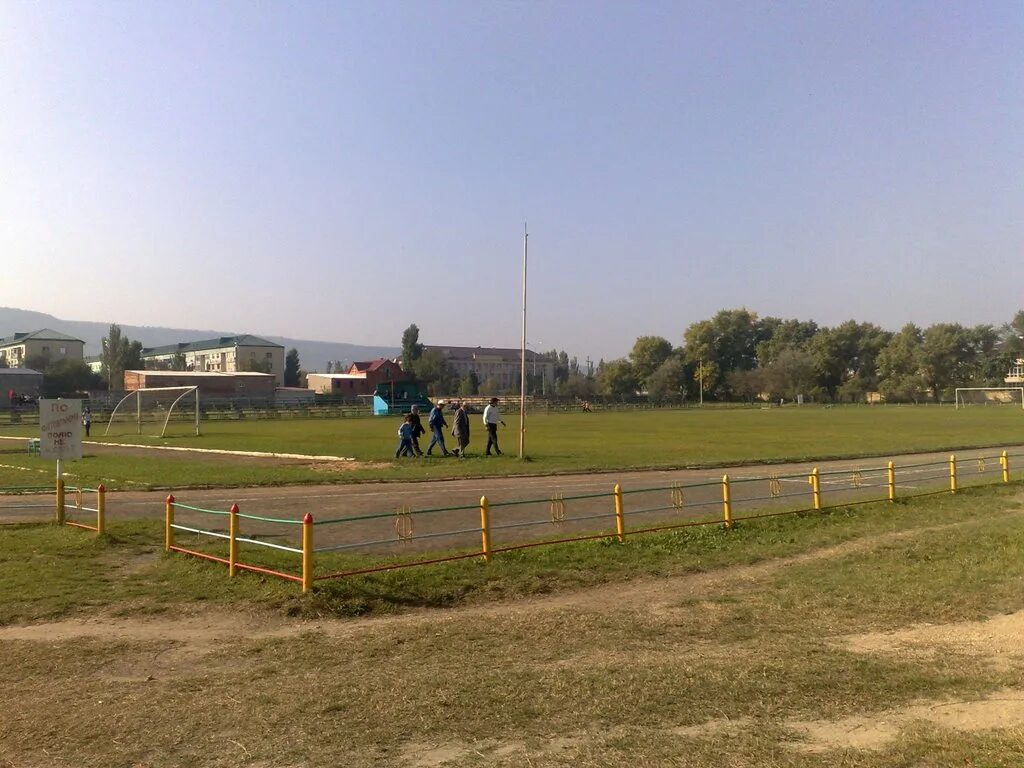 Горячка избербаш. Избербаш турбаза прибой. Источник избербаш дагестан. Горячие сероводородные источники избербаш. Горячий источник в дагестане избербаш.