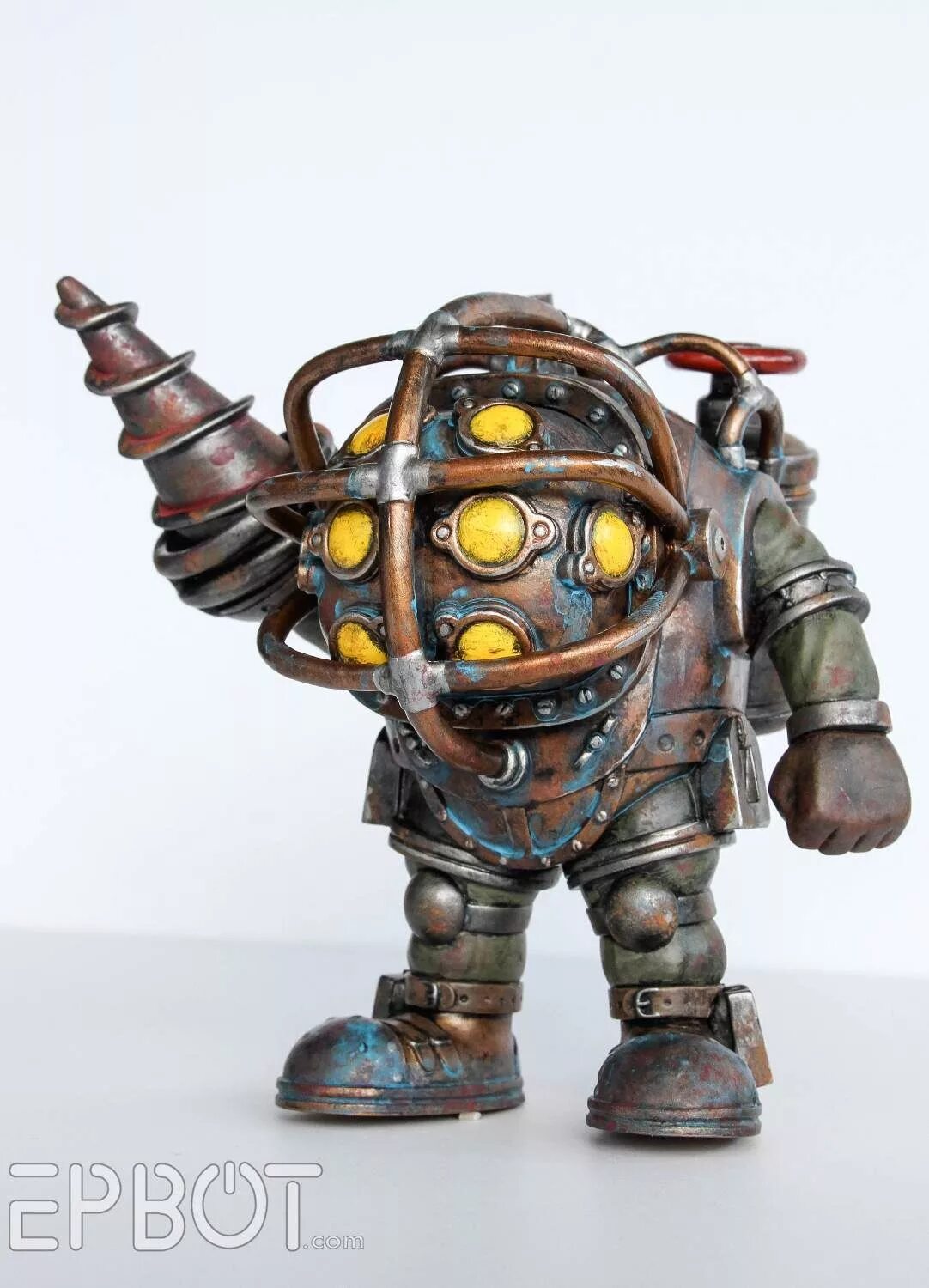 Мистер баблс bioshock. Большой папа из биошока. Большой папочка биошок фигурка. Биошок большой папа статуэтка. Большой папочка биошок фигурка.