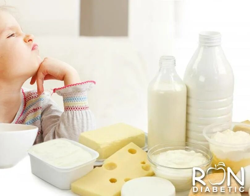 Мама молока пить. Молочная продукция для детей. Молоко для детей. Молочные продукты для детей. Дети едят молочные продукты.