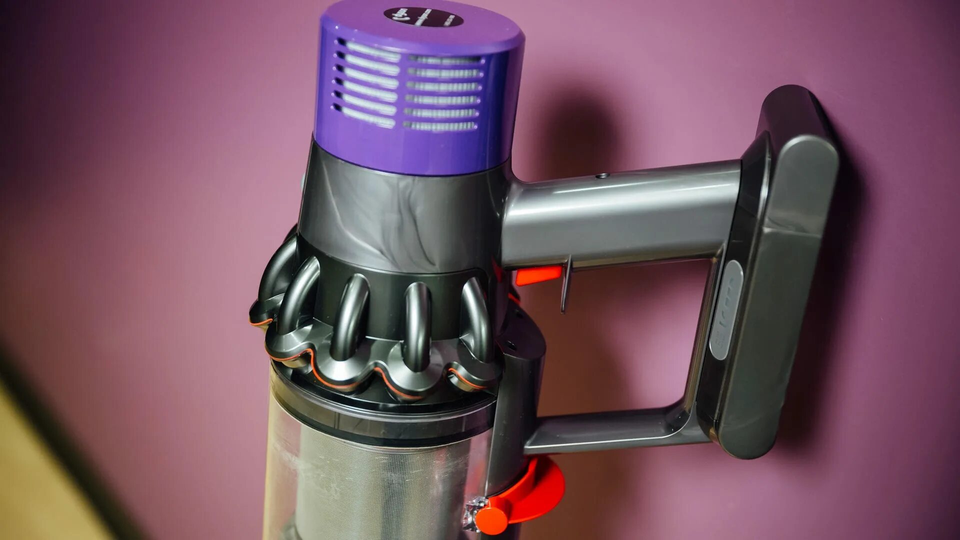 Dyson Cyclone v10. Dyson v10 absolute. Dayson v10. Dyson Cyclone v10 absolute. Дайсон циклон