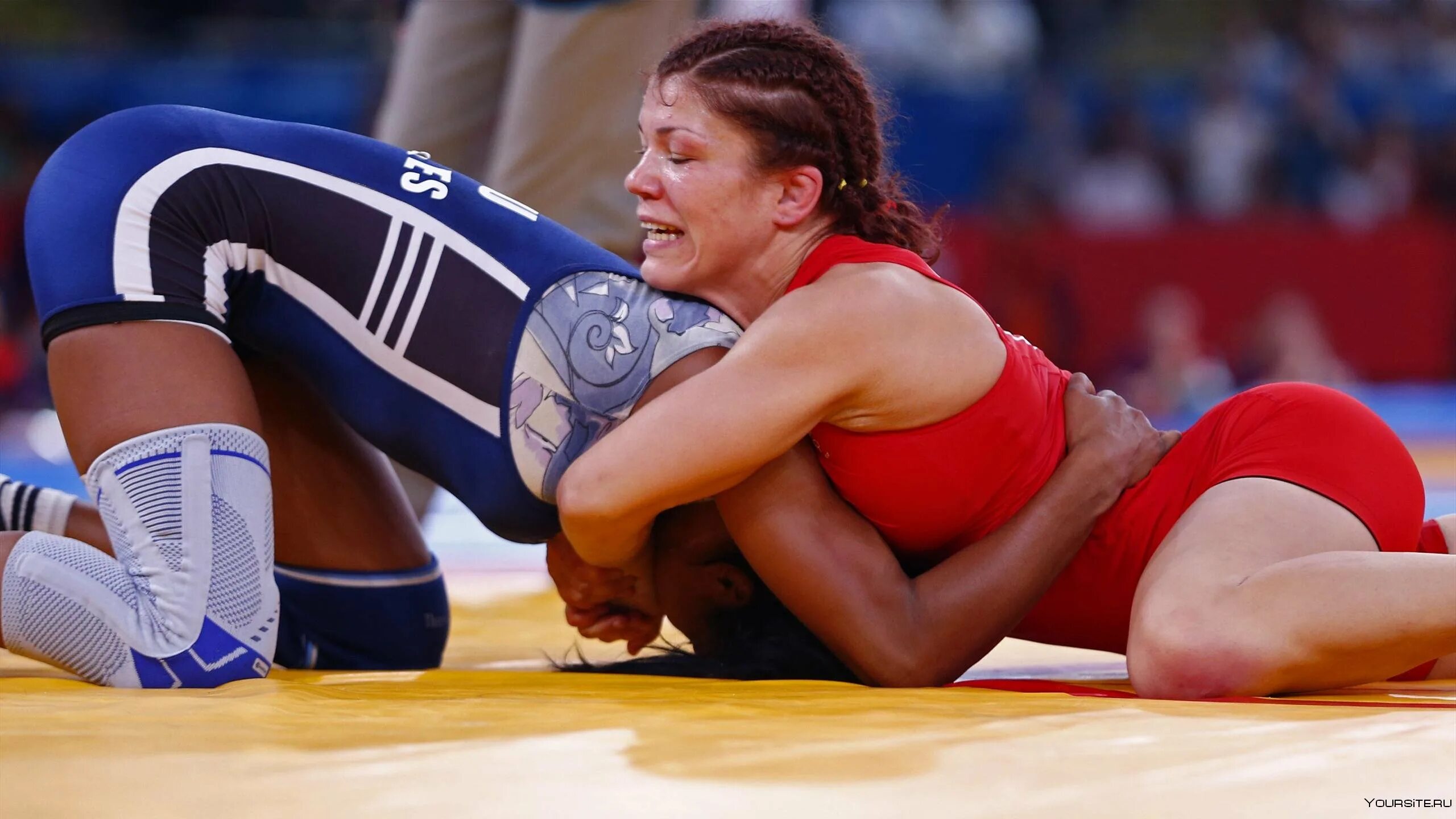 велосипед. велики женщина. велосипед небольшой. велосипед спортивный женский. девушка на велосипеде.