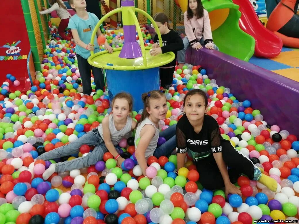 развлекательный центр шахты. шахты вулкан детский развлекательный центр. шахты вулкан детский развлекательный центр. новороссийск батутный центр вулкан парк. вулкан детский центр г.