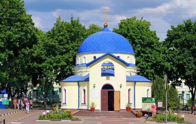 Белгородская область тревога. Белгородская областная клиническая больница святителя Иоасафа. Областная поликлиника святителя Иоасафа Белгород. Храм Матроны Московской Белгород.