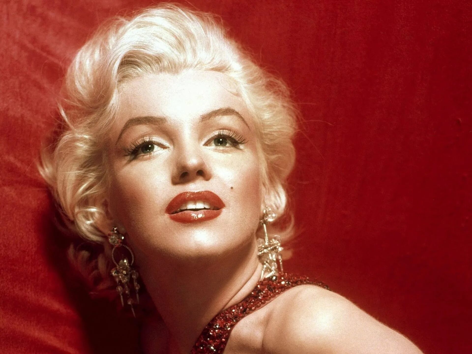 Мэрилин монро фото. Мэрилин Монро. Мэрилин Монро / Marilyn Monroe. Мэрилин Монро цвет глаз. Алмазная мозаика Мэрилин Монро.
