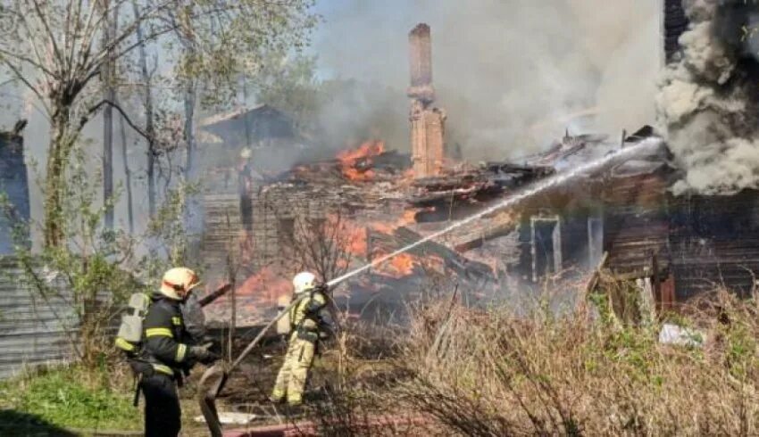 Новости 29 2023. Пожар. Архангельск пожар. Пожар в школе. Пожар в Архангельске вчера.