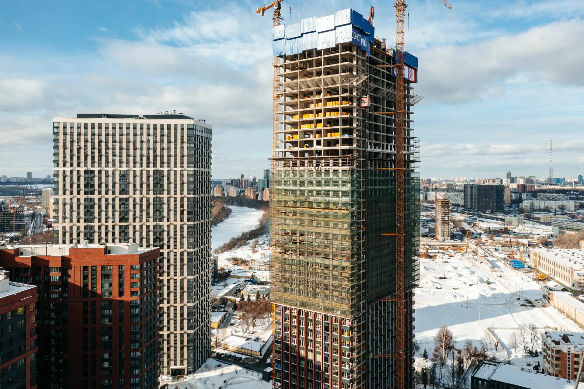 Жк столица отзывы. ЖК сердце столицы Москва. Сердце столицы лобби. Сердце столицы корпус 9. Сердце столицы корпус 1.