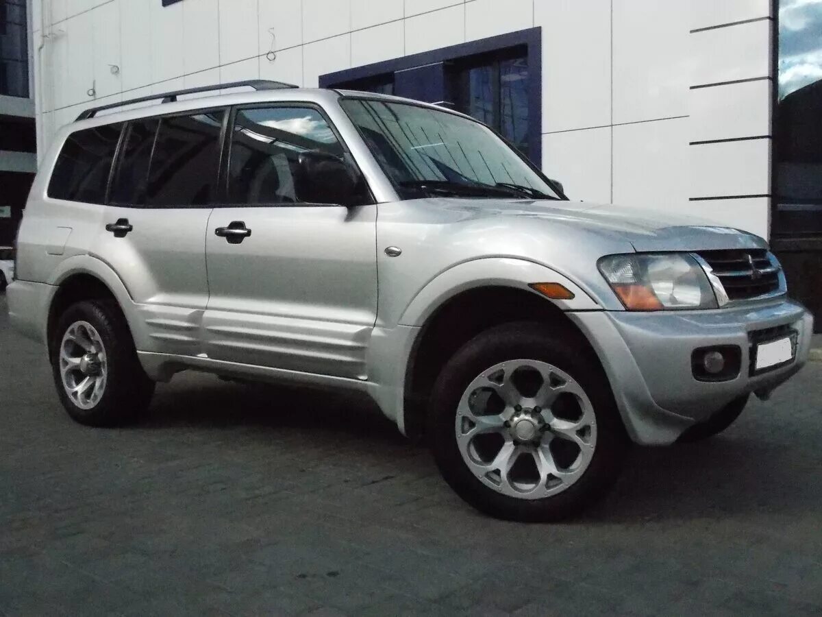 Паджеро 3 л. Mitsubishi Montero 2001. Паджеро 3 2001. Мицубиси Паджеро 2001 года. Mitsubishi Montero Pajero 3.