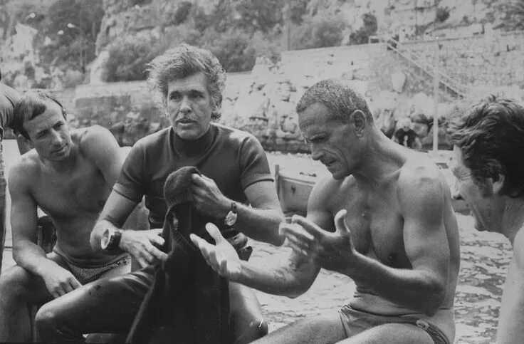 French free diver Jacques Mayol wore special contact lenses to help with the bui