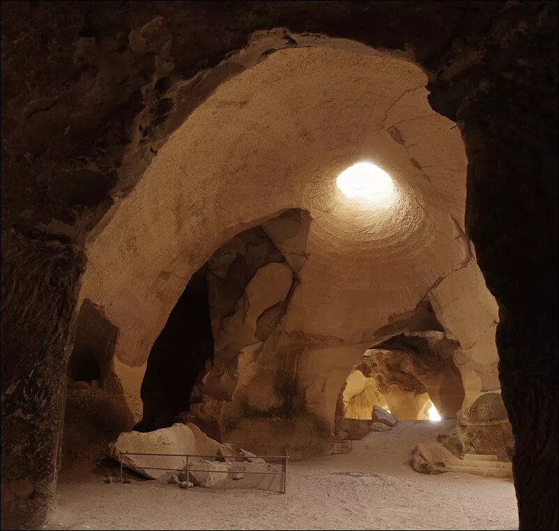 пещера автор