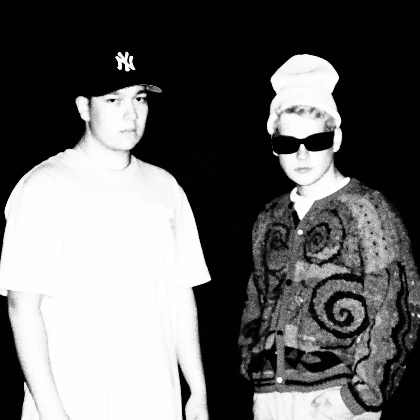 Pendulum joey valence brae napalm. Joey valence &amp; brae. punk tactics joey valence brae. startafight joey valence. joe valance punk t.