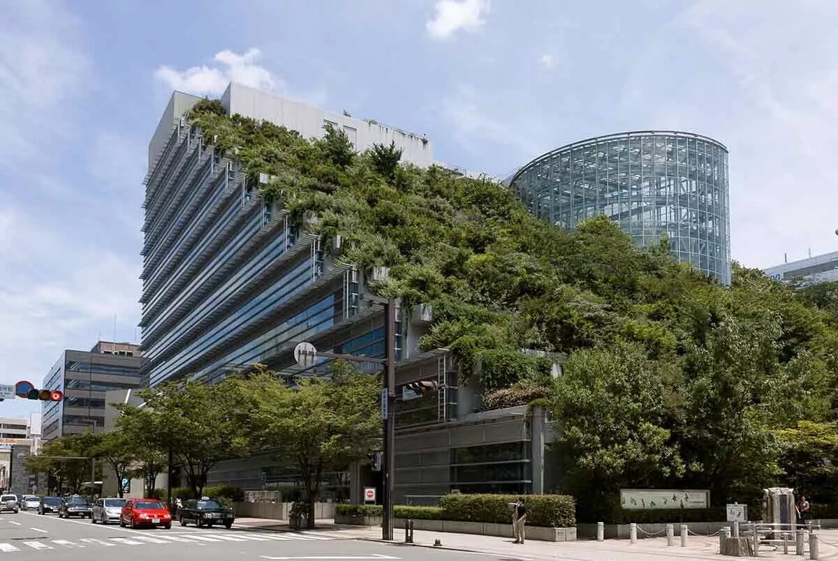 Культурный центр японии. Fukuoka prefectural international hall, япония. fukuoka prefectural international hall, япония. архитектор - emilio ambasz. культурный центр acros (эмилио амбаш, япония). культурный центр acros (фукуока, япония).