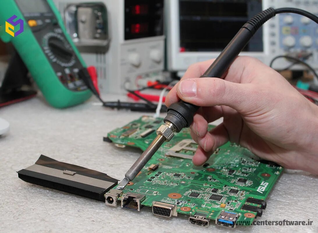 Гнездо зарядки ноутбука. Пайка гнезда зарядки ноутбука. Питание ноутбука пайка. Замена разъема зарядки на телефоне. Гнездо зарядки компьютера samsung.