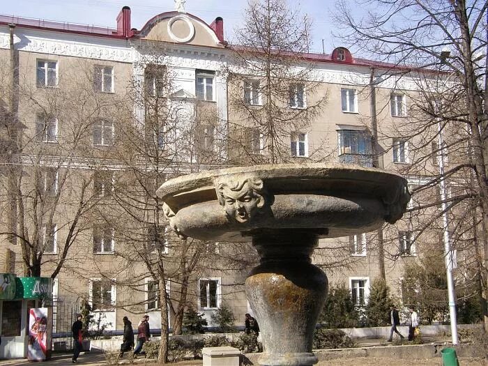 Г октябрьск рб. Город октябрьский башкортостан. фонтаны октябрьский башкортостан. кинотеатр фонтан октябрьский башкортостан. фонтаны город октябрьский рб.