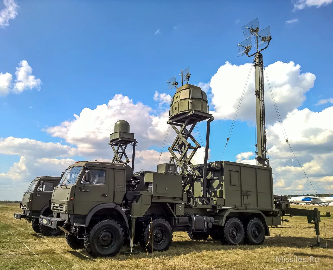 Установить военный. Комплекс РЭБ «репеллент-1». Станция РЭБ репеллент. РЭБ Красуха-4. РЭБ репеллент-патруль.