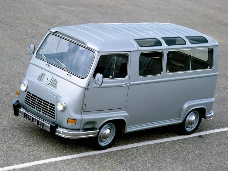Микроавтобус это легковой автомобиль. 1980 Renault Estafette. Renault Estafette 1959. 1960 Renault Estafette. Renault Estafette 1950.