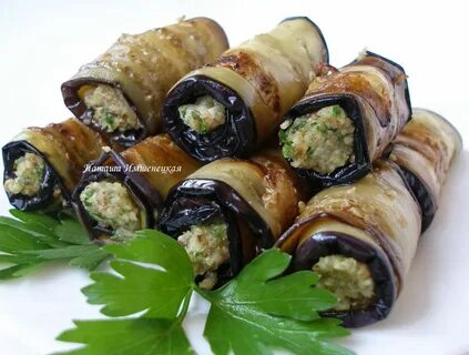 Баклажаны с орехами и зеленью