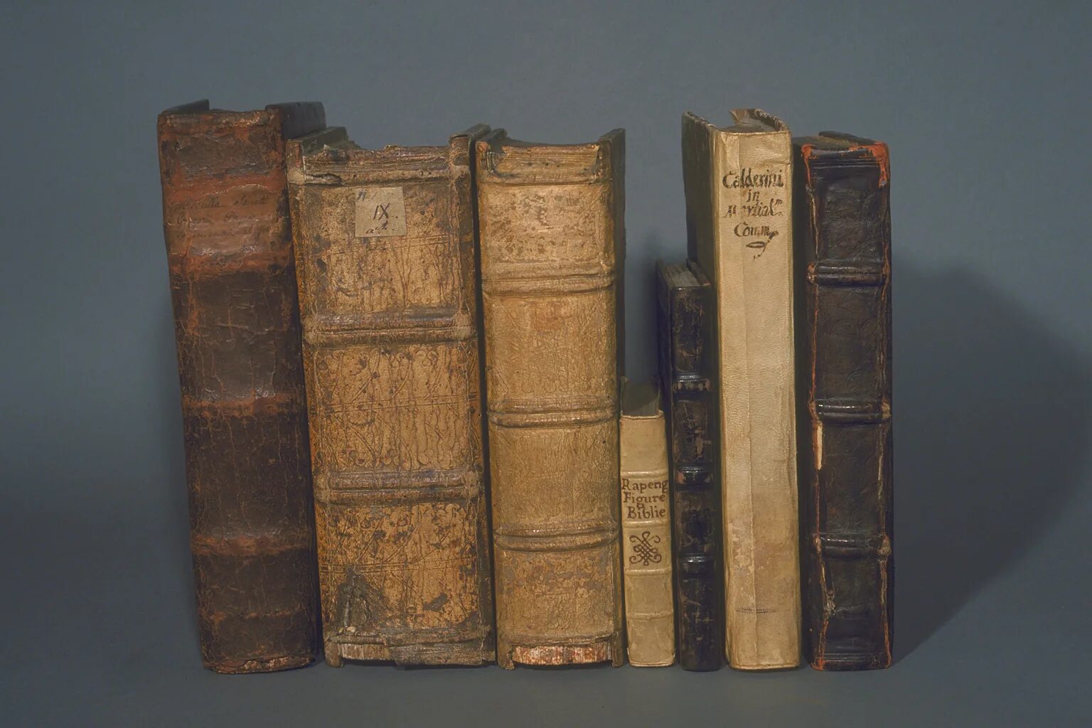 15 книг как после. Инкунабулы Гутенберга. Иоганн Мюллер инкунабула. Первые инкунабулы. Книги 15 века.
