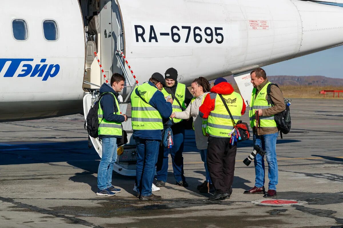Работа в аэропорту новокузнецк. Работа в аэропорту новокузнецк. Очередь в аэропорту. Аэровокзал новокузнецк. Аэропорт прокопьевск.