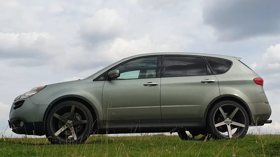 Субару трибека шины. Субару трибека б9. Subaru tribeca диски r19. Субару трибека 3. Субару трибека шины.
