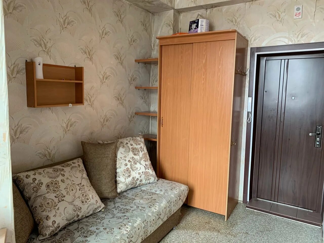 Снять малосемейку от хозяев. Гостинка 20 м. гостинки которые на сдачу. гостинка,,на,,вильското,,16в,,врендв. снять гостинку.