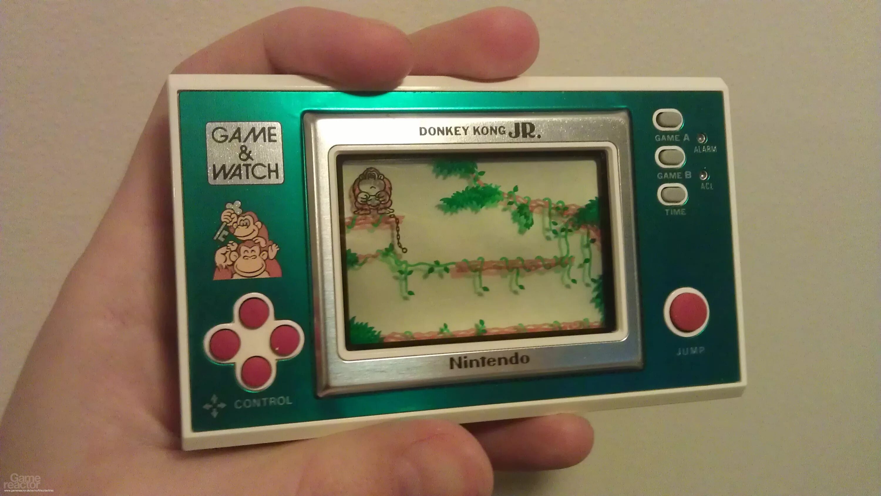 Такие игры часы игры. Нинтендо гейм вотч. Nintendo game & watch. Игровая приставка Nintendo game & watch the Legend of Zelda. Nintendo game and watch 1980.