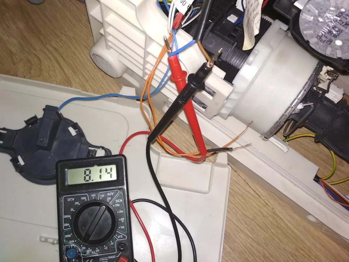 Насос посудомоечной машины Аристон ЛСФ 8357. Датчик температуры Hotpoint Ariston LSF 8357. ТЭН на ПММ Аристон LSF 7237. Датчик температуры воды ПММ Hotpoint Ariston. Ariston 8357