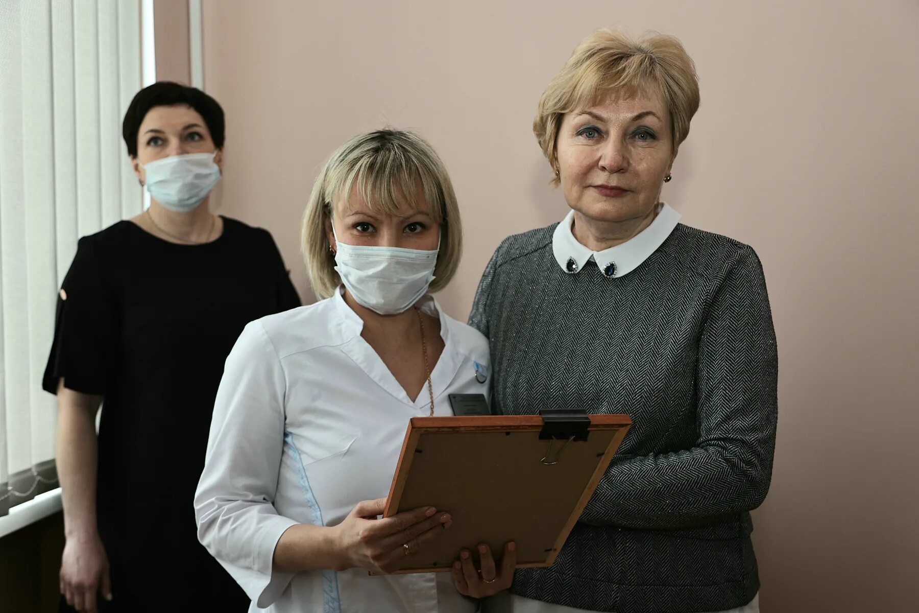 Медсестра смоленск. Деменева валерия павловна. Медсестра смоленск. Новая форма медиков 2021. Эвелина садриева уфа.