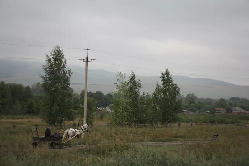 Погода антоньевка алтайский край. Село Антоньевка Алтайский край. Село Новобураново Усть-Калманского района Алтайского края. Усть Калманский водопад. Село огни Усть-Калманского района Алтайского края.