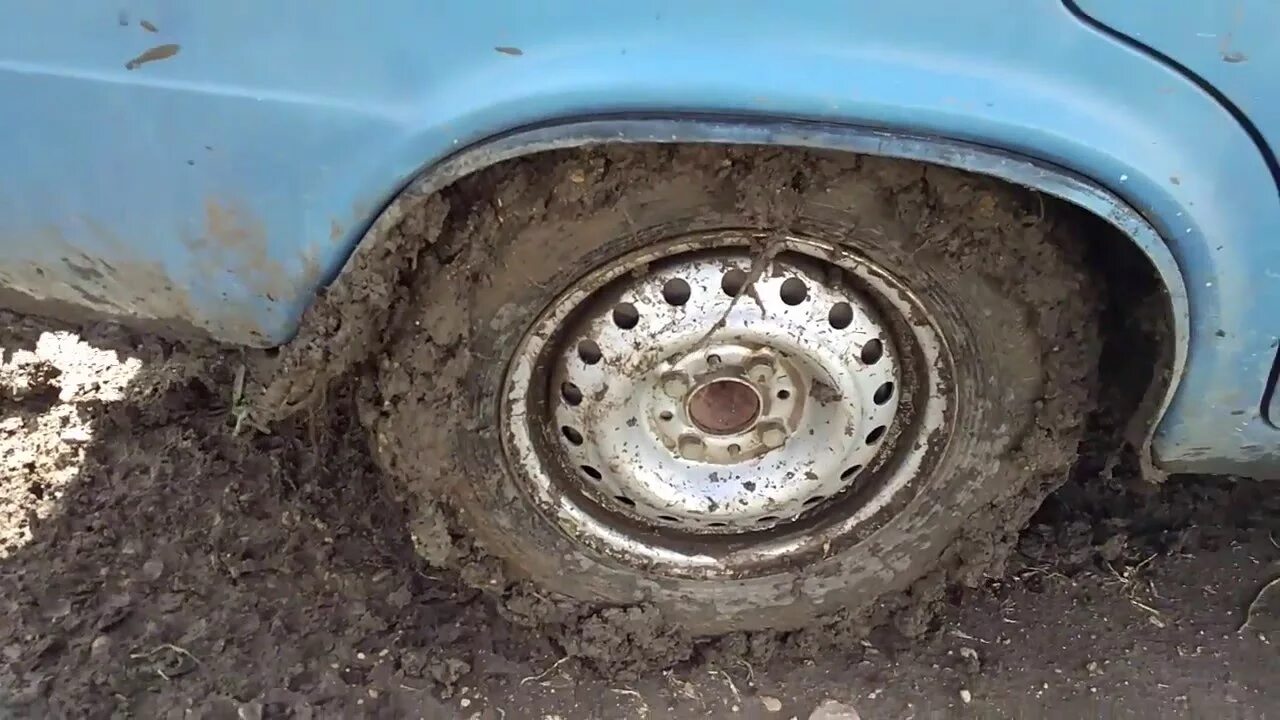Ваз на грязевой резине. Грязевые шины r14 на ваз. Ваз 2106 на грязевой резине. Ваз на грязевой резине. Грязевая резина на ваз 2107 r13.