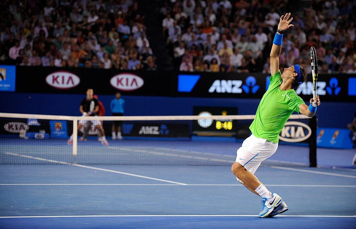 Какие подачи в теннисе. Джокович Надаль 2012. Джокович Australian open 2008. Надаль Австралия опен 2012 Чемпионат. Подача в теннисе.