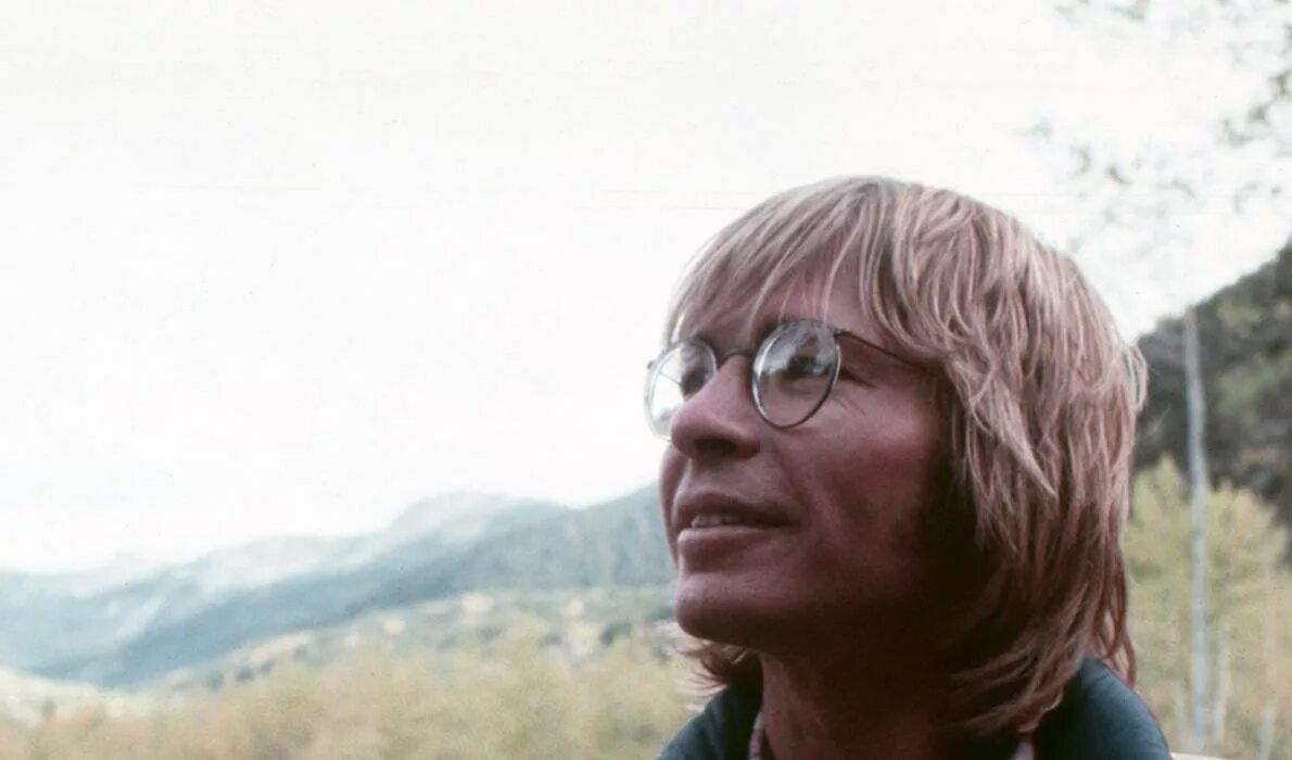 Джон денвер take me. John denver country roads. Джон денвер. Картинки john denver. John denver country roads.