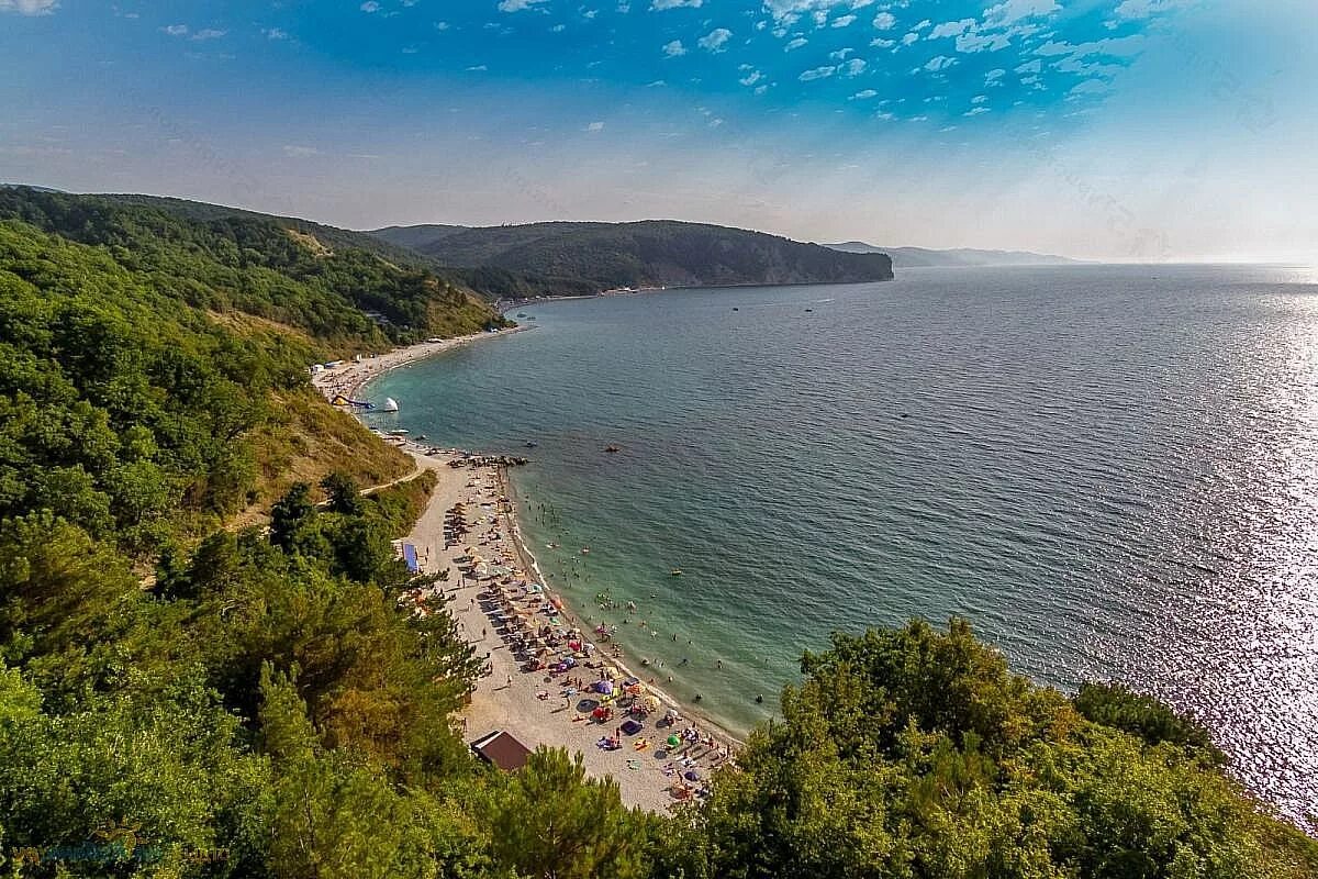 В каком году в краснодарском крае. Утёс, село Бжид. Кубань Краснодарский край море. Черноморское побережье Краснодарского Геленджик. Туапсе Юг чёрное море.