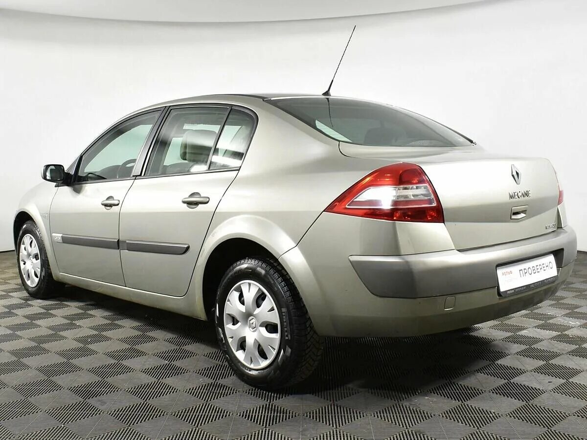 Рено меган 2 2006 год. Рено Меган 2006. Renault Megane 2006 года. Рено Меган 2 бежевый. Рено Меган 2006 года фото.