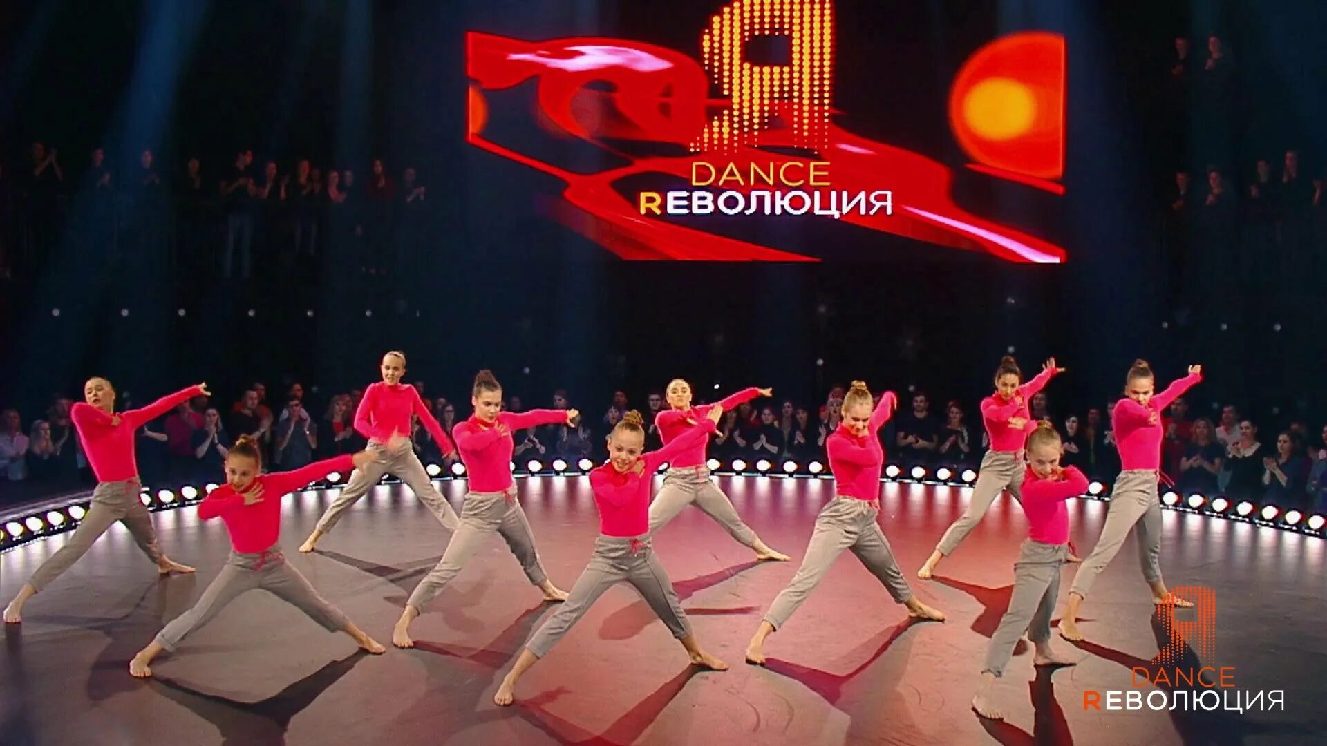 Idc школа танцев. Опен арт киев. Idc kids танцы. Idc логотип. Idc танцы спб.