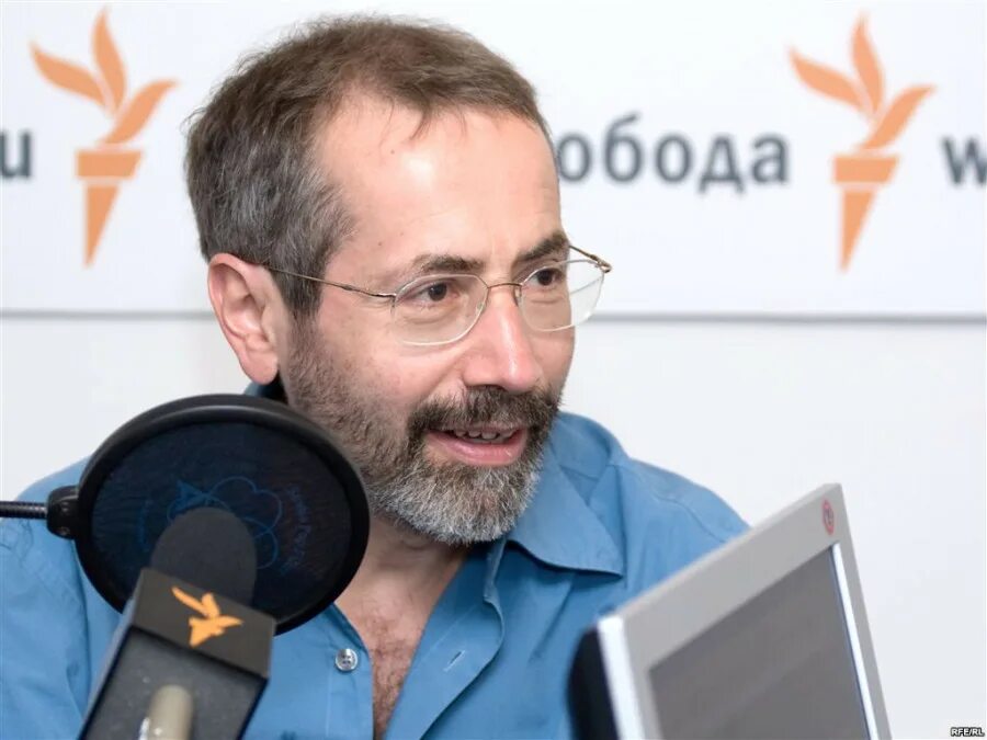 Радзиховский на ютубе последнее видео. Леонид радзиховский публицист. леонид радзиховский эхо москвы. леонид радзиховский фото. радзиховский молодой.
