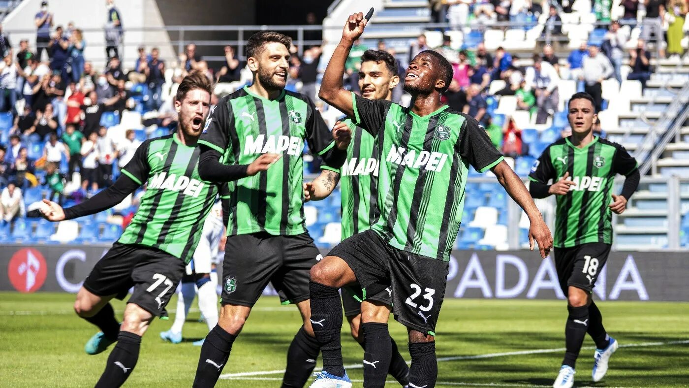 Фанаты сассуоло. Сассуоло город. Сассуоло сегодня. Сассуоло сегодня. Сассуоло фото.