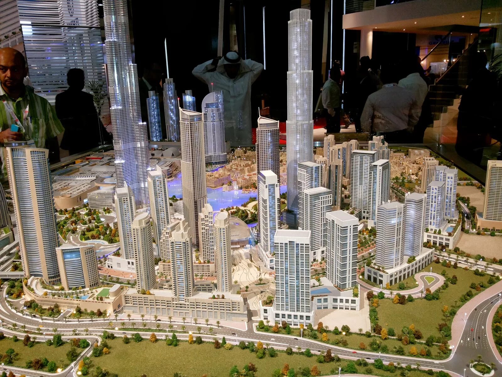 Дубай в будущем. Дубай 2023. Мегапроекты Дубая. Проект Дубай город будущего. Будущие проекты Дубая.