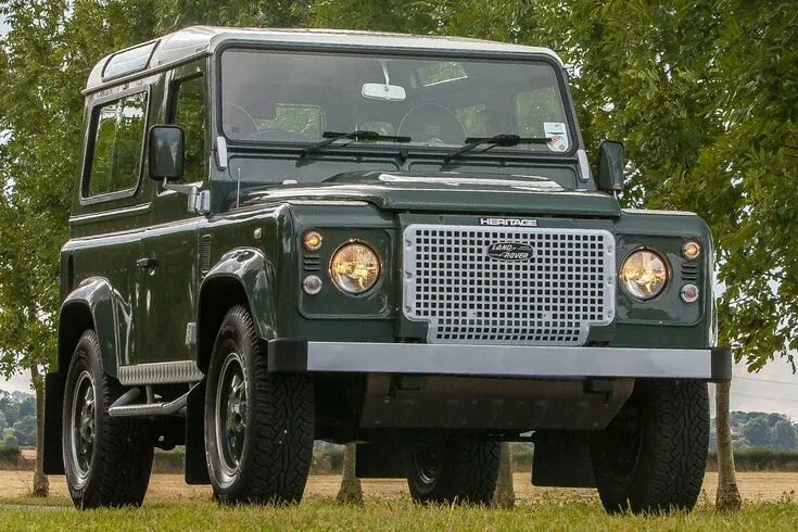 Defender 775. Ленд Ровер Дефендер 90. Старый ленд Ровер Дефендер 90. Лэнд Ровер Дефендер 2014. Ленд Ровер Дефендер 2001.