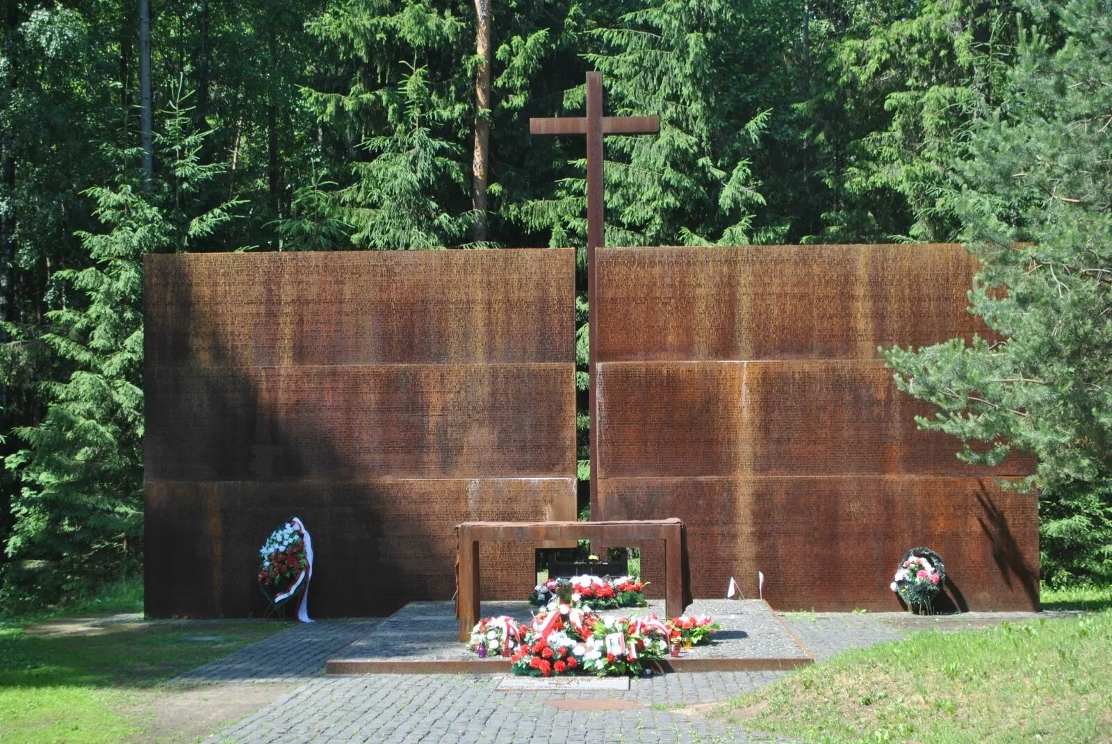 Погода катынь смоленская область на 10. Катынь мемориальный комплекс ложь.