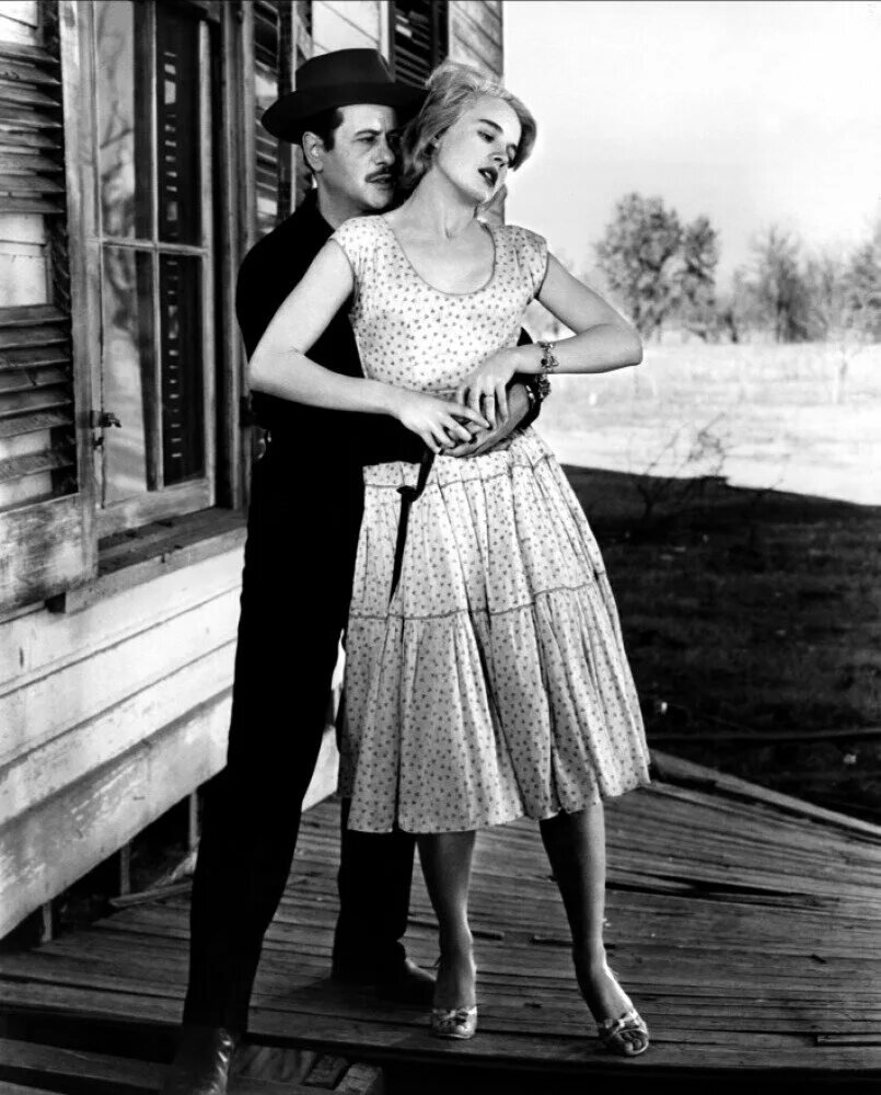 Sensations фильм 1975. куколка фильм 1956. кэрролл бейкер беби долл. Baby doll 1956. Baby doll 1956.