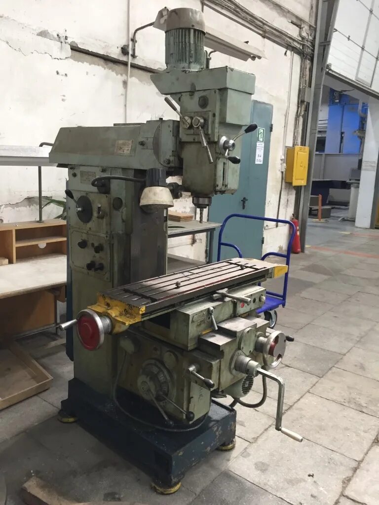 6т13 фрезерный станок. Фрезерный станок 6т13ф20. В6 т. 6т83ш горизонт фрезерный станок. Станок 6а59.