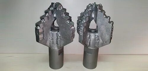 Ямобур бм 308 наконечник победитовый. Шнек буровой 300 мм. Долото лемешное дл 105 бп. 10. Бур для гидробурения для 32 трубы.